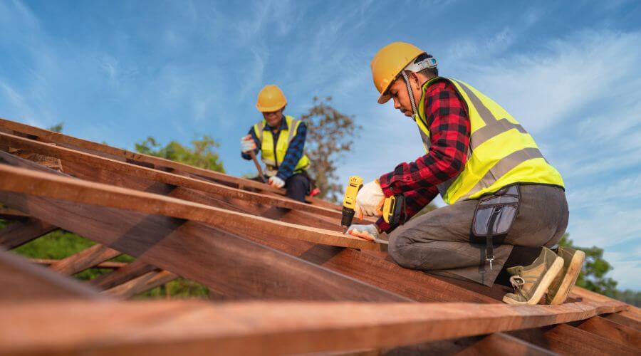 Professional Flat Roofing Installation services in Lexington, IL